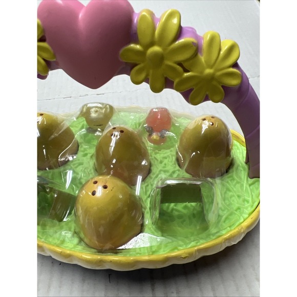 Hatchimals CollEGGtibles Basket with 6 Hatchimals NEW Lamb Chick Easter - Picture 11 of 14